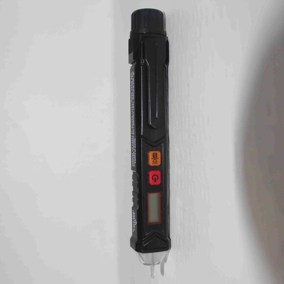 TACKLIFE Non-Contact AC Voltage Tester with Adjustable Sensitivity, LCD Display - Picture 5 of 9